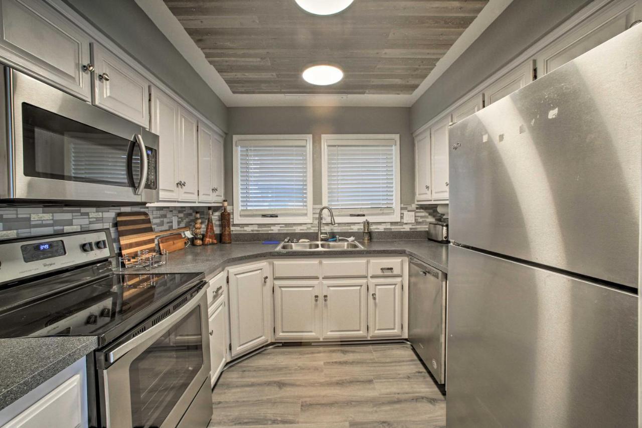Renovated Lakefront Escape With Private Dock And Deck! Bella Vista Exteriör bild